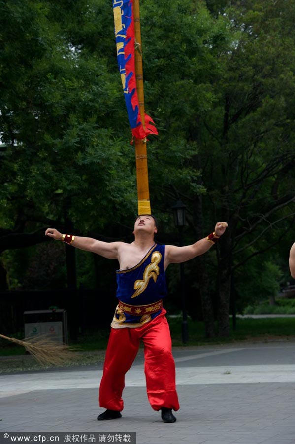 Fascinating folk show, Beijing-style