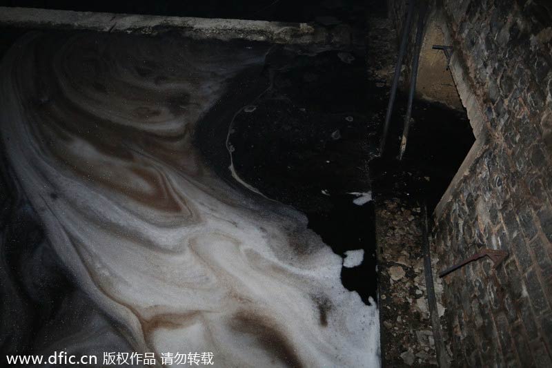 Crude oil spill causes NE China blaze