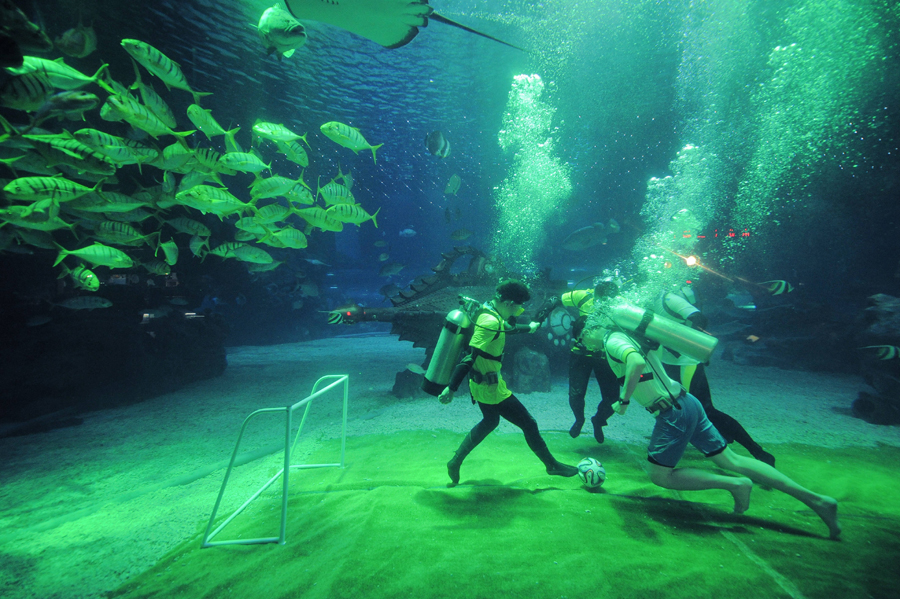Underwater soccer match in Tianjin