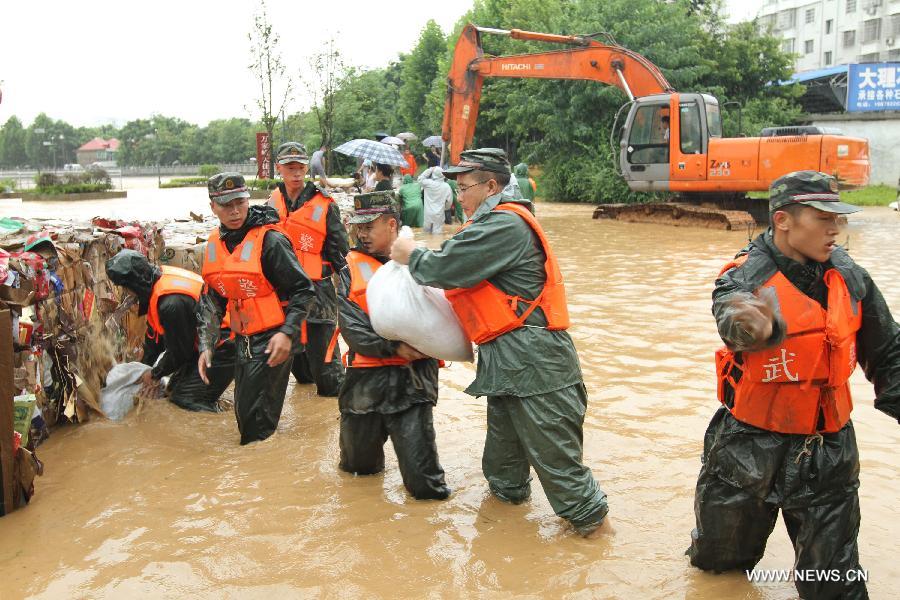 Over 100,000 affected by Typhoon Matmo in E China's Jiangxi