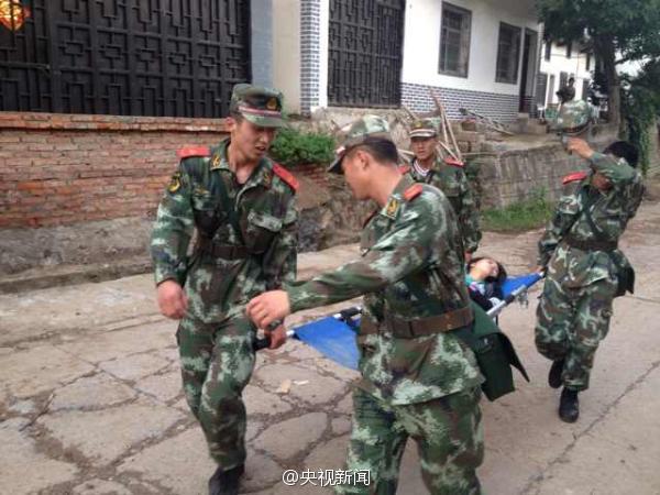 589 dead as strong quake jolts SW China