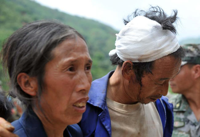 Hunt for survivors continues in Yunnan