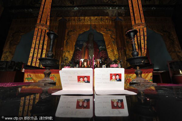 Consecration becomes latest trend in China