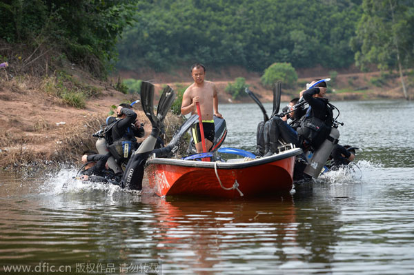 Underwater rescue drill held in Sichuan
