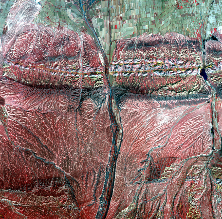 Satellite captures stunning China images