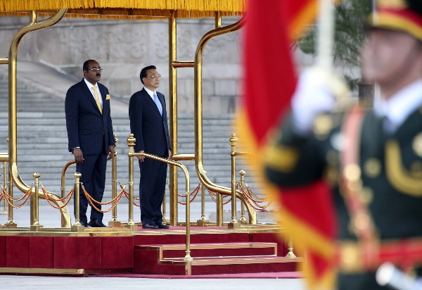 Premier Li holds welcome ceremony for Antigua and Barbuda PM