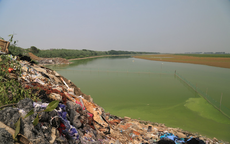 Garbage dump turns water into poison