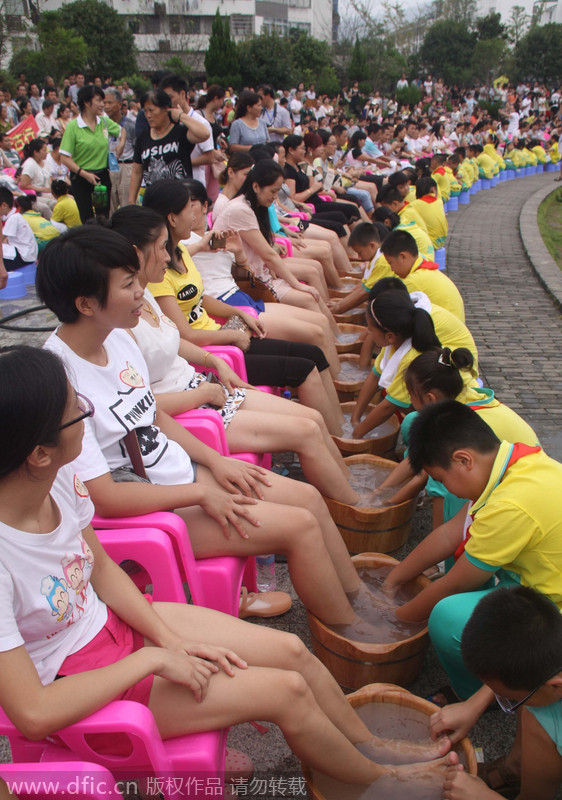 Yichun nails down new footbath record for E China