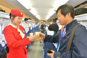 Xinjiang's first high-speed railway to start operation