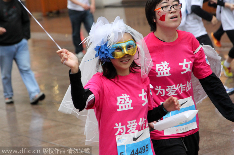 Moments from 2014 Shanghai Marathon