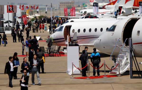 Wanted: 500,000 pilots for China aviation gold rush