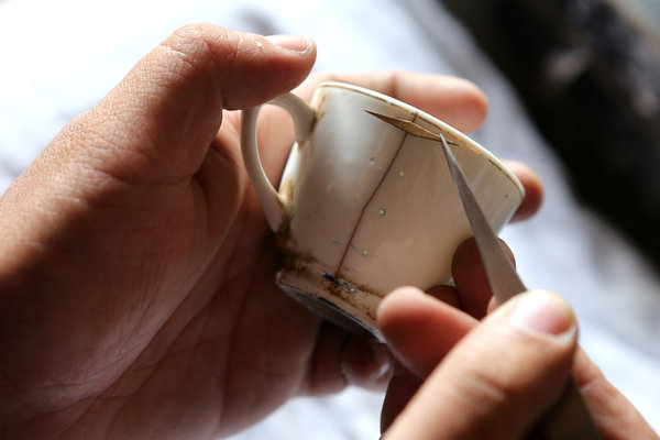 Experts preserve ancient Chinese handicrafts