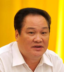 Top adviser in Guangdong faces probe