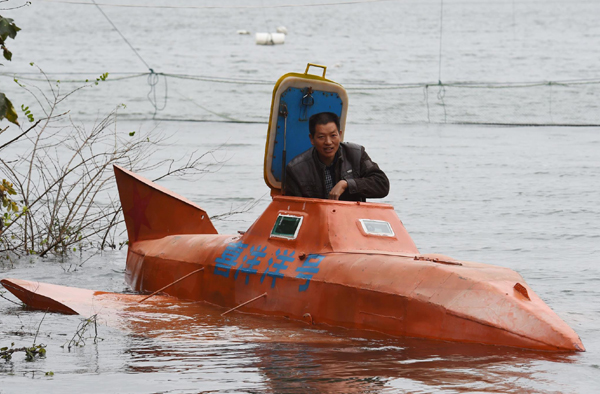 Offbeat transport on land, sea and in the air