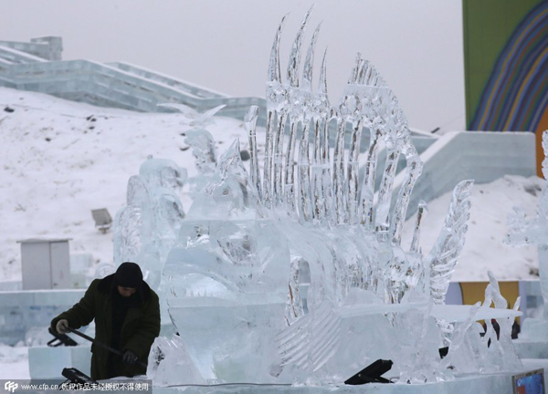 Harbin gets ready for ice and snow festival