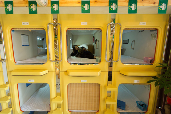 A bedroom in a capsule