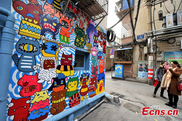 Cat-themed street catches attention in Xiamen