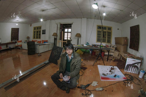 Bleak outlook for art students six months after graduation