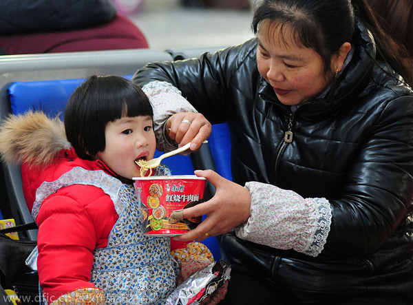 Spring Festival: rush to head home