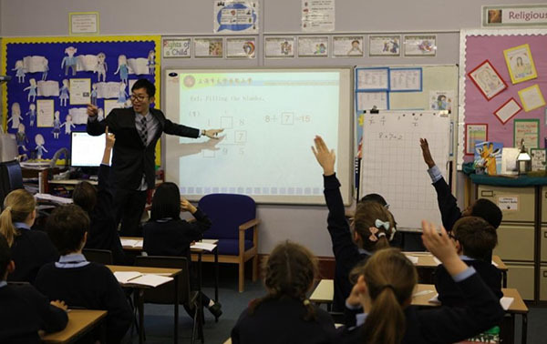 Chinese math textbook to be introduced into Britain