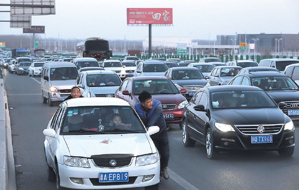 Unsnarling heavy traffic requires prolonged effort