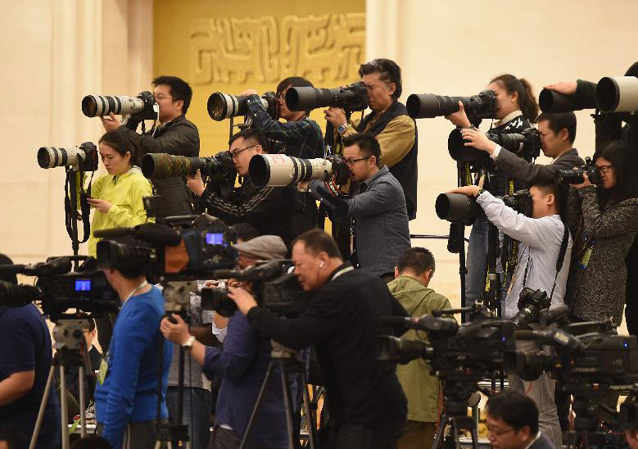 Chinese Premier Li Keqiang meets the press