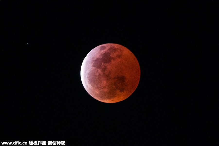 Lunar eclipse turns the moon 'blood red'