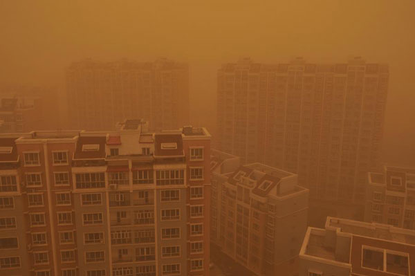 Sandstorms hit parts of Xinjiang