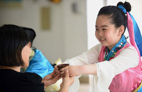 Video player Qvod hit with porn prosecution - C