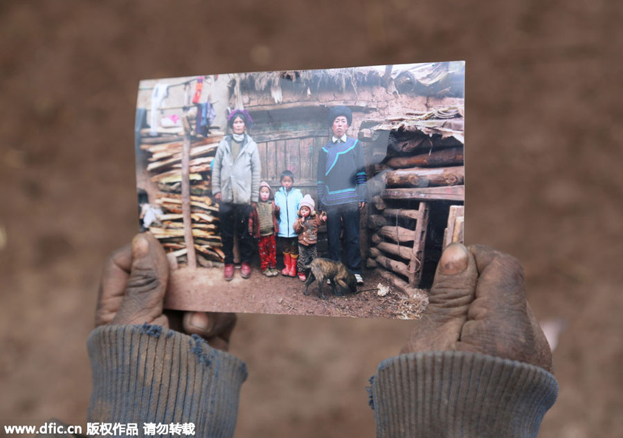 Young photographer takes family photos for mountain-dwellers