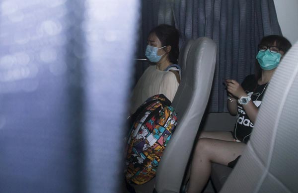 2 refuse to go into quarantine as 47 having contacts with China's first MERS patient