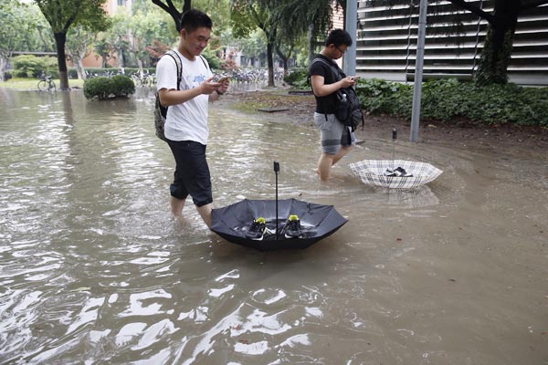 Warning issued over heavy rain, flooding