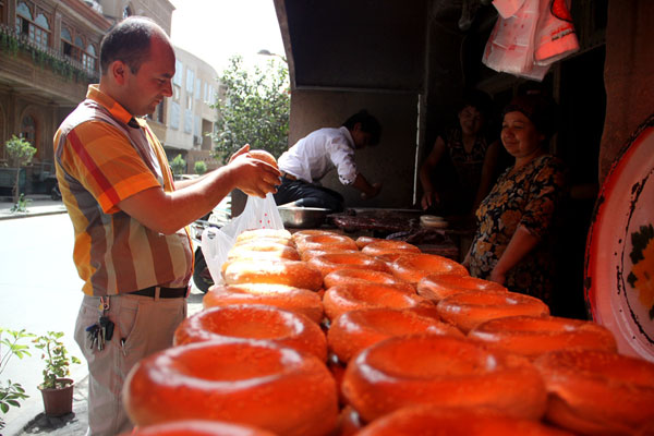 Peaceful life during Ramadan in Kashgar