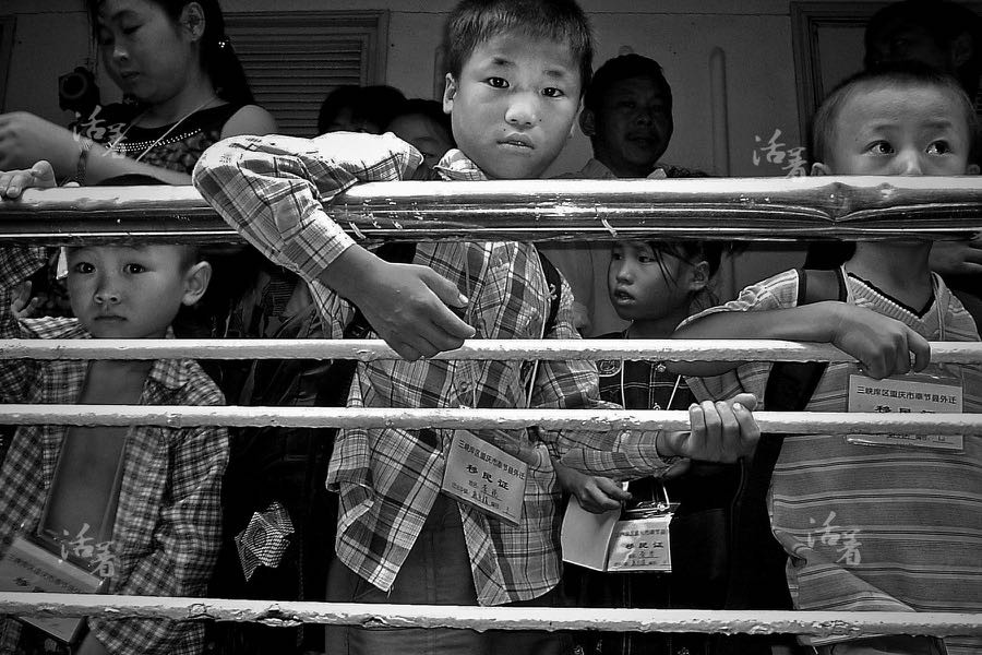 Making way for the Three Gorges Dam: a photographer captures its immigrants