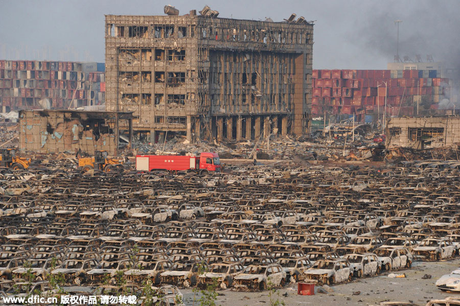 Before and after photos of Tianjin Port