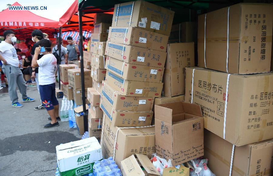 Shelters, medicine, daily necessities given to victims in Tianjin blasts