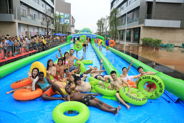 Wet and wild weekend in Shenzhen