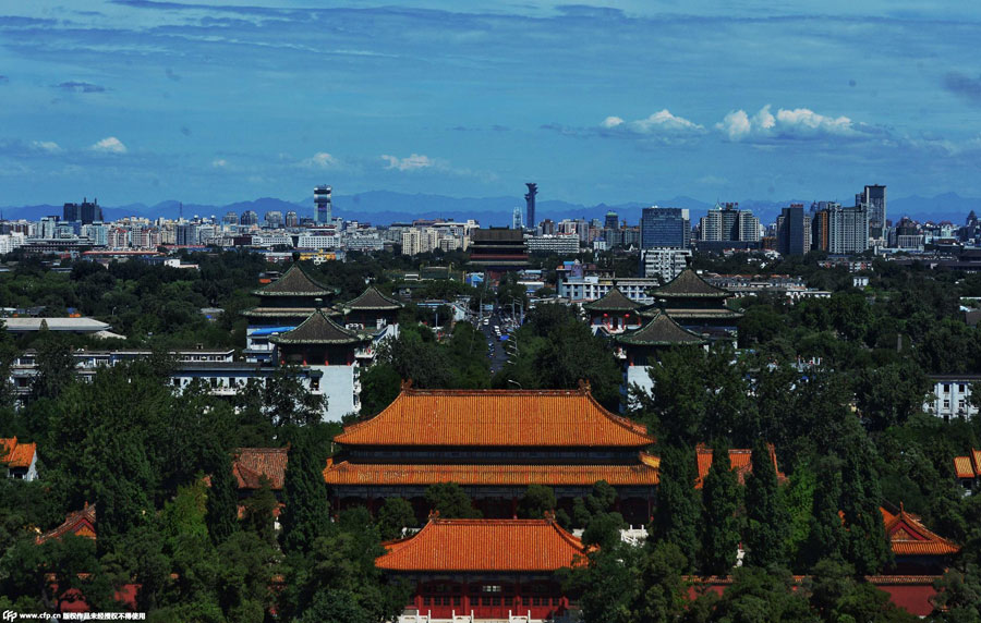 Clear blue sky reveals Beijing's beauty