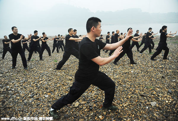 Police to use <EM>tai chi</EM> in law enforcement