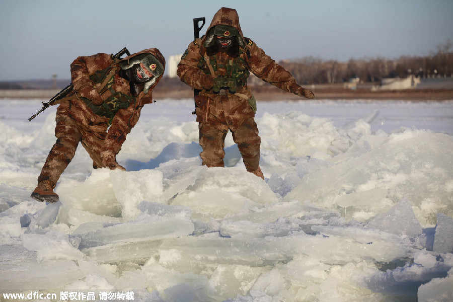 Frontier soldiers brave icy temperature