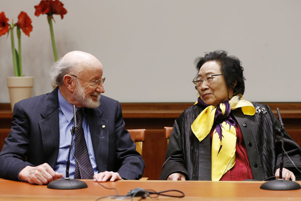 Nobel laureate calls for united global malaria fight