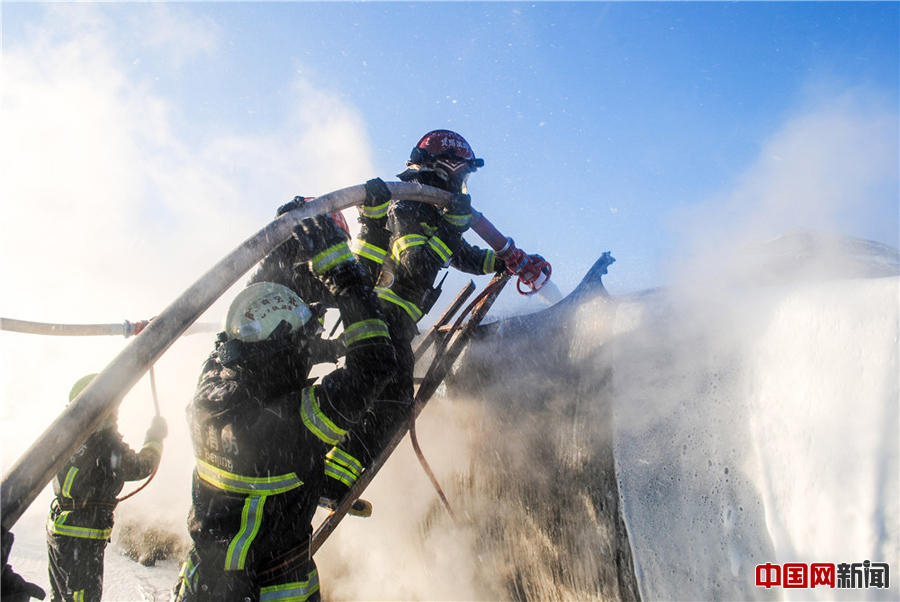 How firemen put out oil tanker blaze within two hours