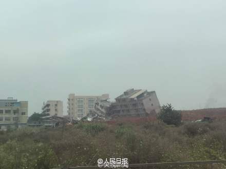 Landslide hits industrial park in Shenzhen, rescue work on