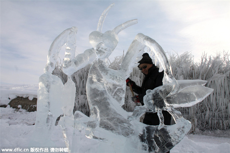 'Belt and Road Initiative' ice sculptures on display in Xinjiang