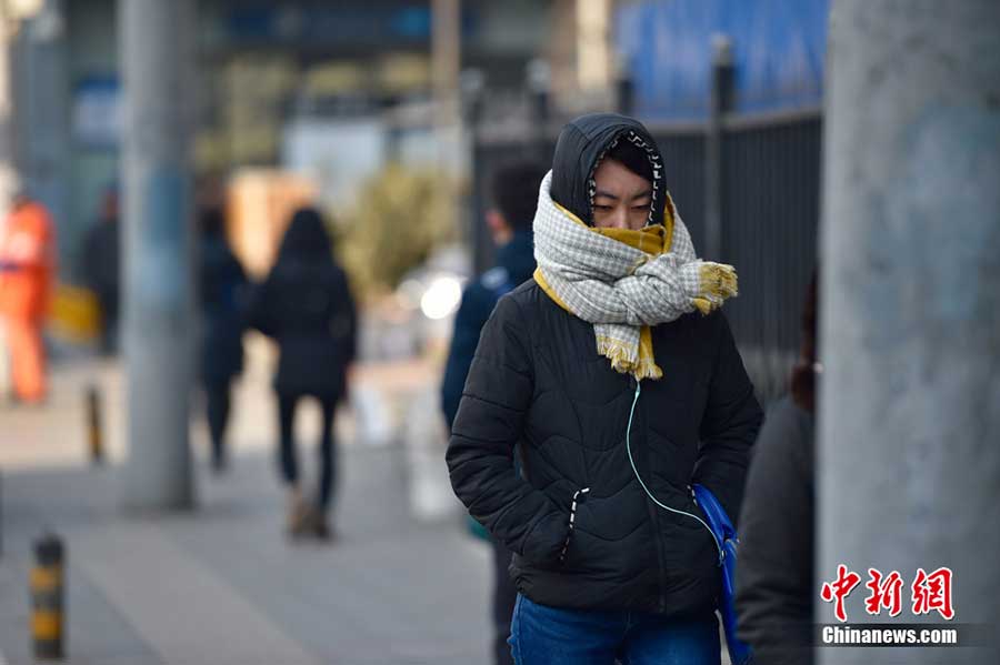 Cold wave sweeps across China