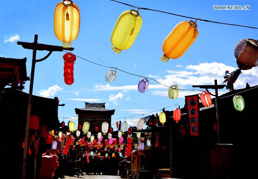 Lanterns,festive symbols of Chinese culture