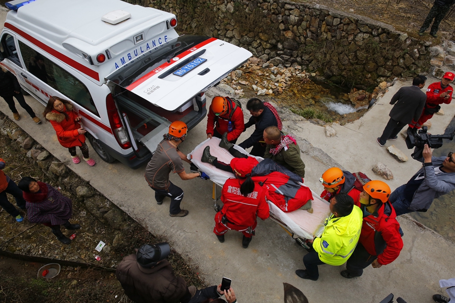 Missing children found safe in nearby village; 5,000 had been searching