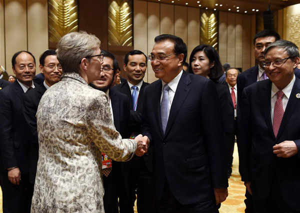 Li welcomes foreign help with China transition