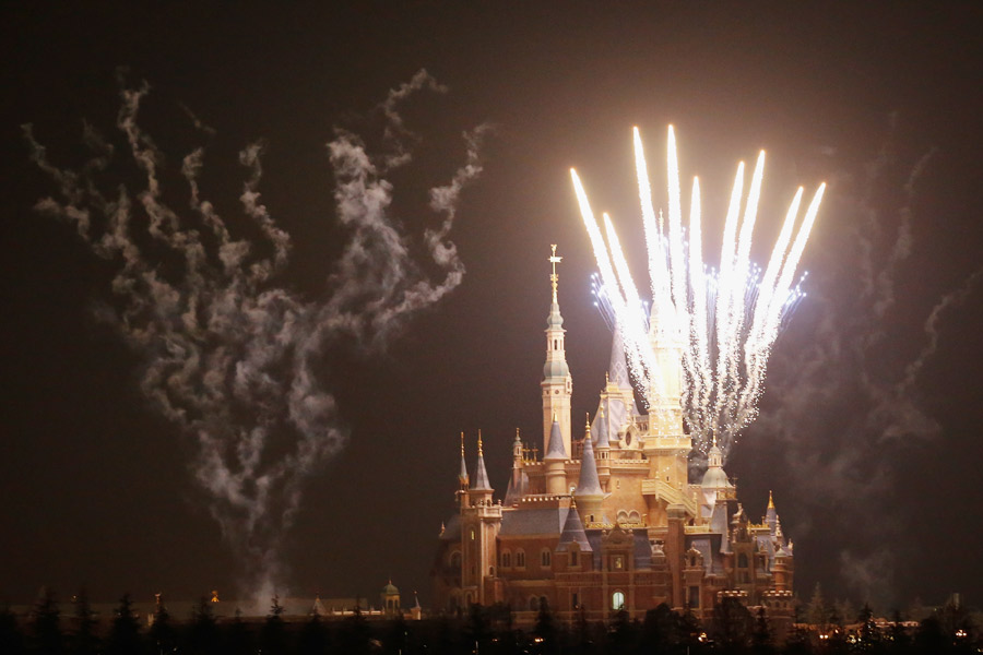 First fireworks light up Shanghai Disneyland