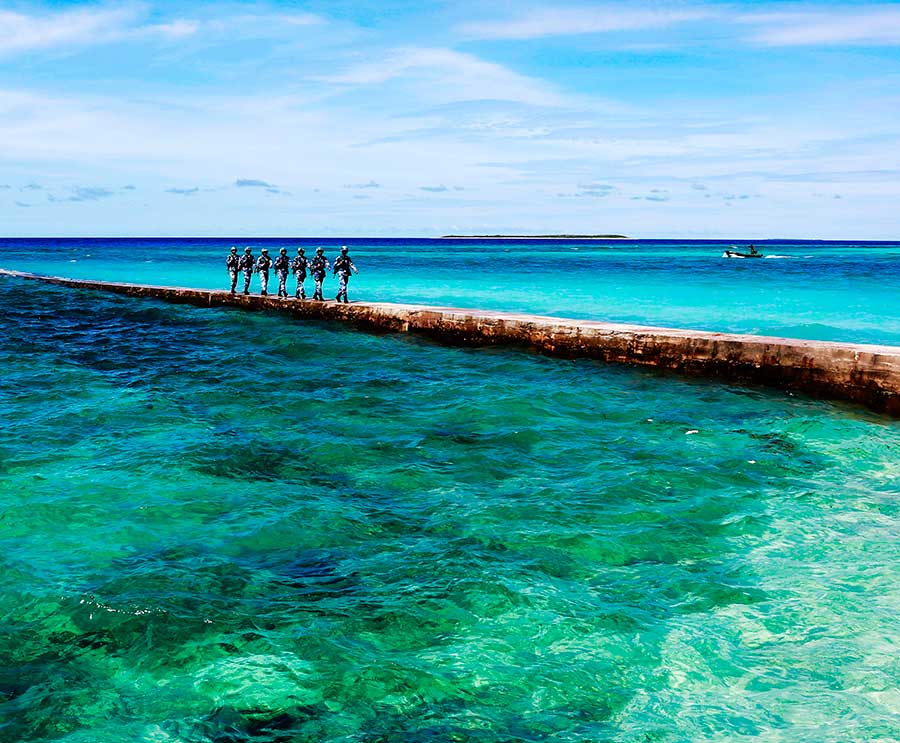 PLA soldiers on patrol on Xisha Islands